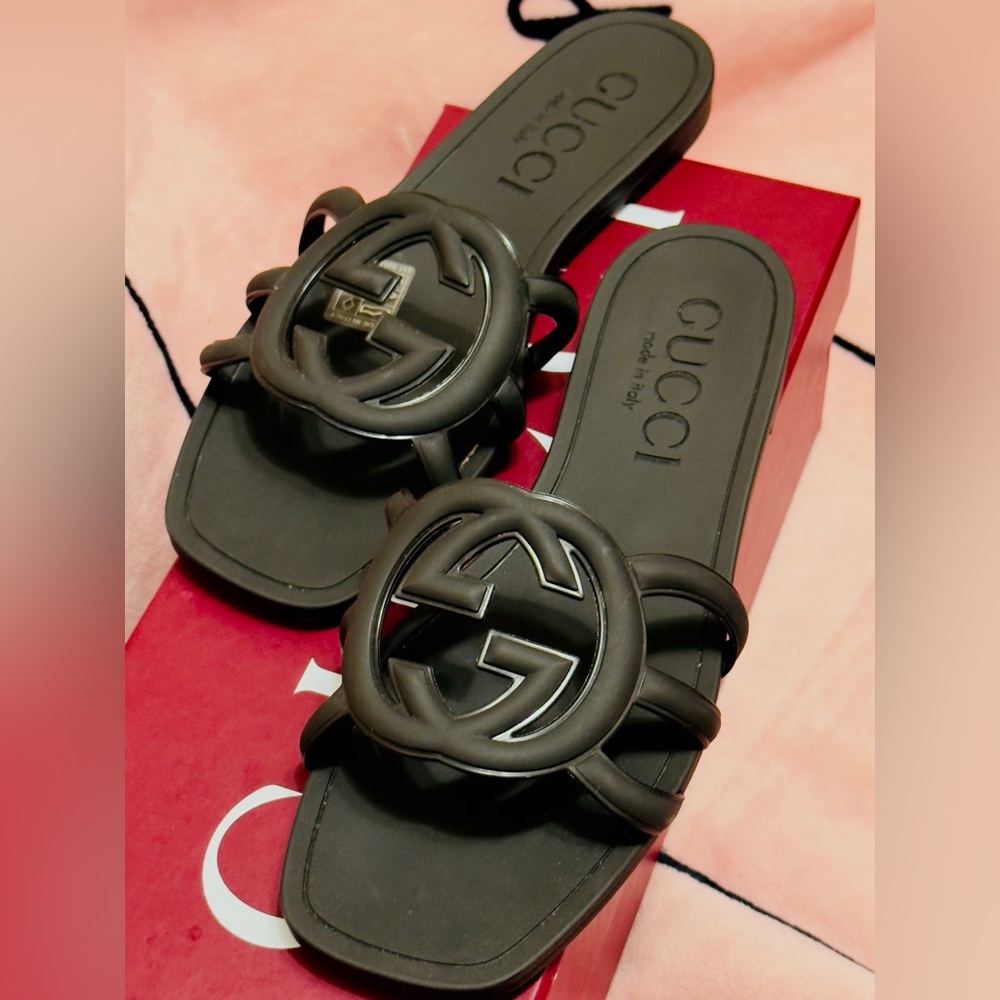 Gucci Black Logo Slide Sandals